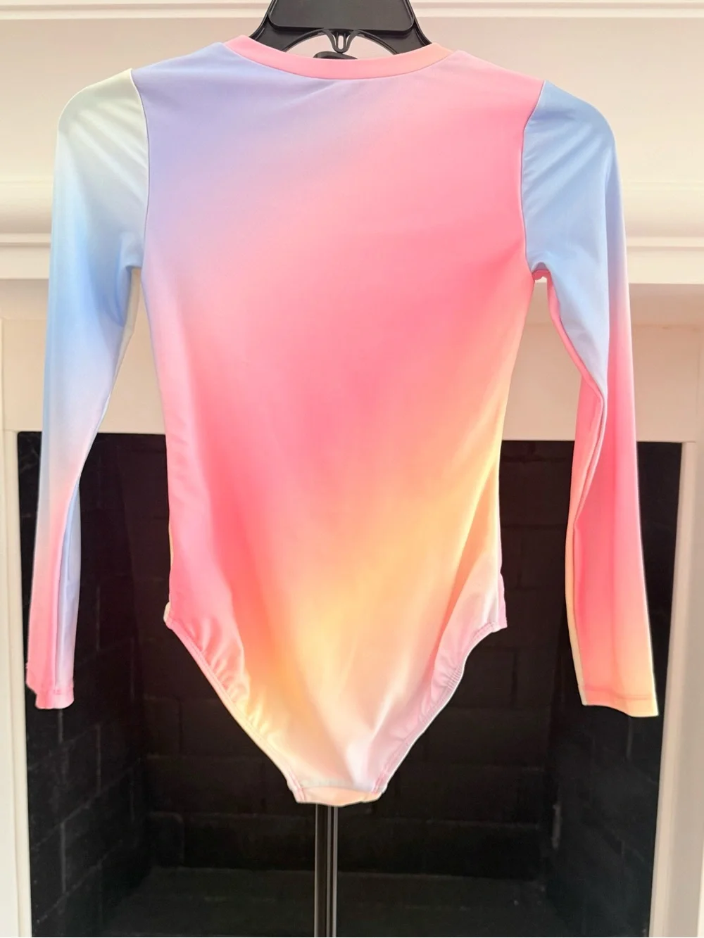GAP long sleeve